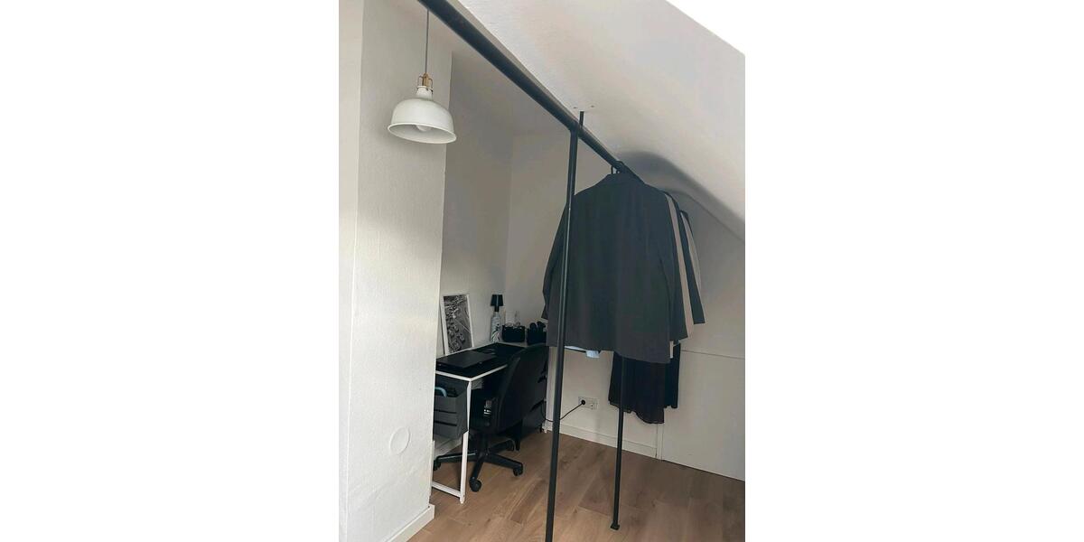 Dachgeschoßwohnung Stockstadt am Main - 2.5 Zimmer, 70 m&sup2;, 900&euro; | Angebot:25903976