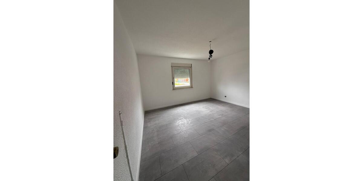 Mehrfamilienhaus, Wohnhaus Hanau Lamboy - 7 Zimmer, 174 m&sup2;, 650.000&euro; | Angebot:26221860