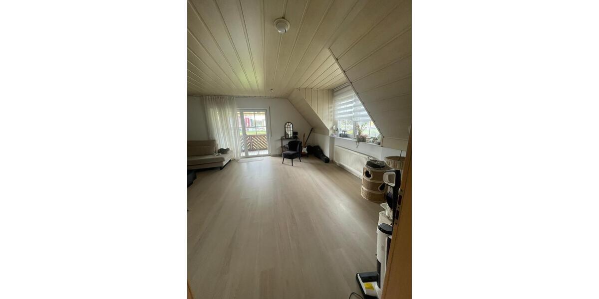 Etagenwohnung Elsenfeld - 4 Zimmer, 96 m&sup2;, 1.400&euro; | Angebot:25951798