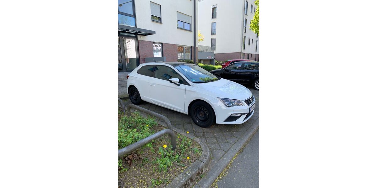 Seat Leon 103.700 km 11.290 &euro; Mainhausen 63533