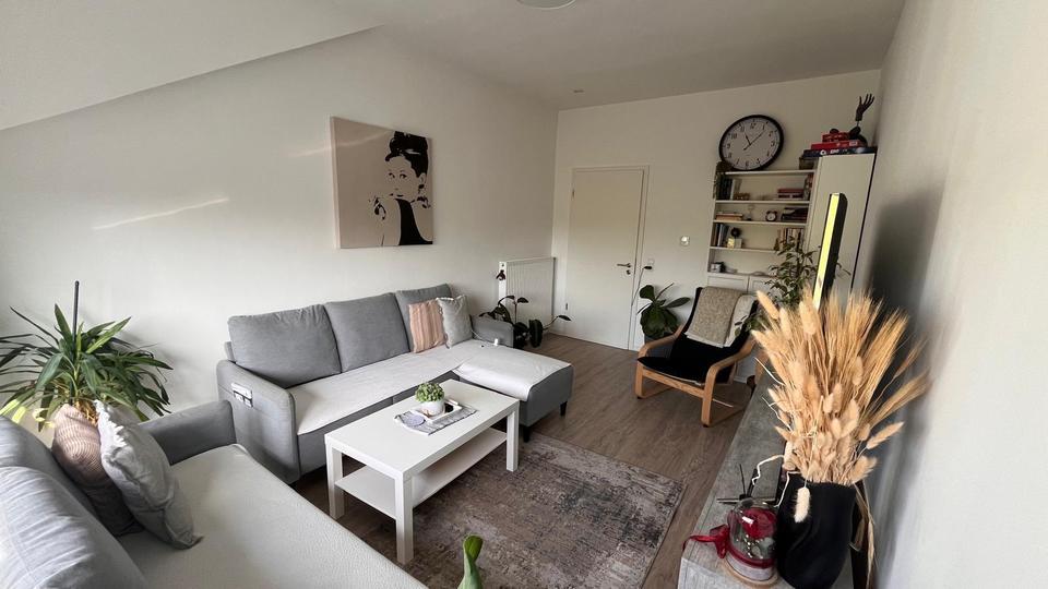 Dachgeschoßwohnung Aschaffenburg Damm - 2 Zimmer, 60 m&sup2;, 800&euro; | Angebot:26305554