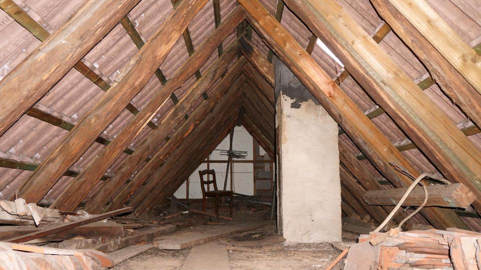 Bauernhaus, Landhaus Collenberg - 7 Zimmer, 158 m&sup2;, 180.000&euro; | Angebot:16877117