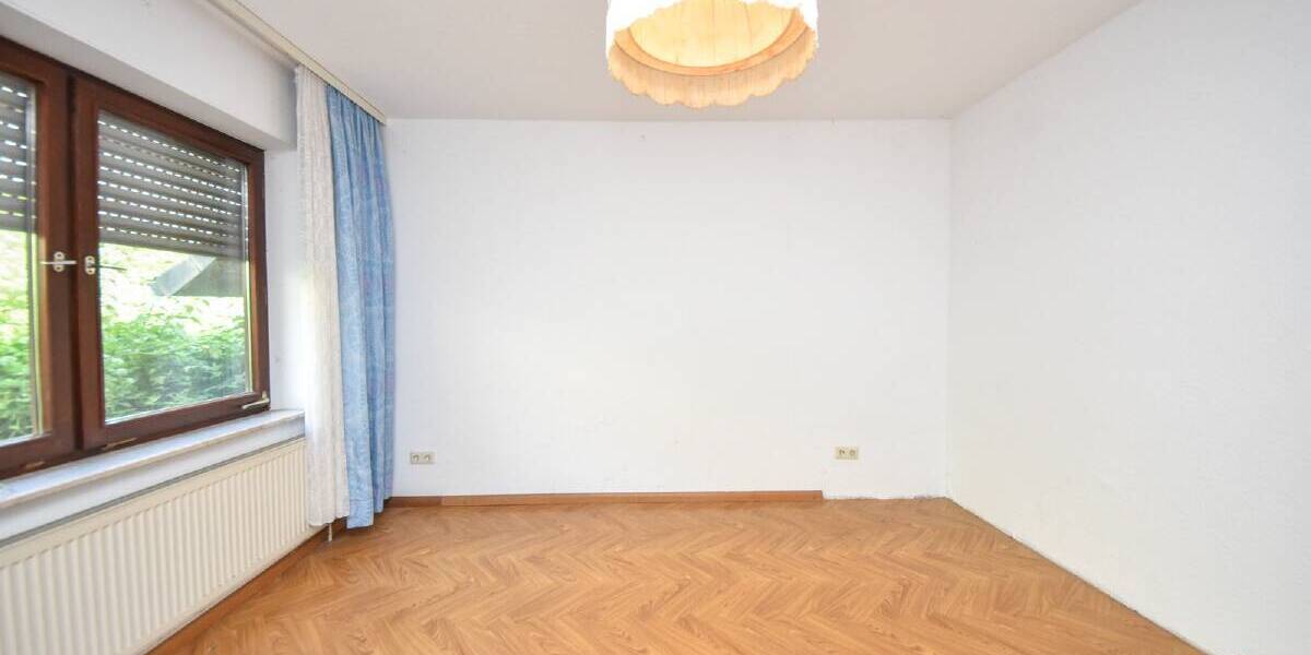 Einfamilienhaus Laufach Hain - 7 Zimmer, 120 m&sup2;, 345.000&euro; | Angebot:25693332