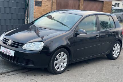 VW Golf 57.000 km 5.950 &euro; Mühlheim am Main 63165