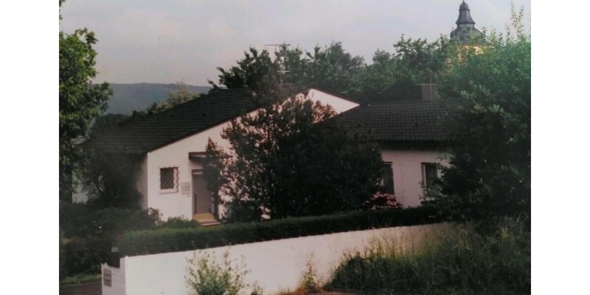 Etagenwohnung Breuberg - 7 Zimmer, 200 m&sup2;, 1.650&euro; | Angebot:24749216