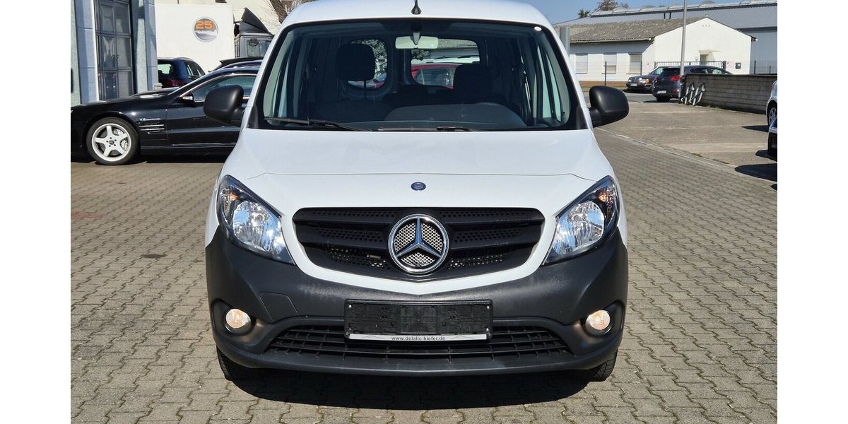 BMW X1 xDrive 18 d Panoramadach, LED, Navigation 111.735 km 18.490 &euro; Rodgau 63110