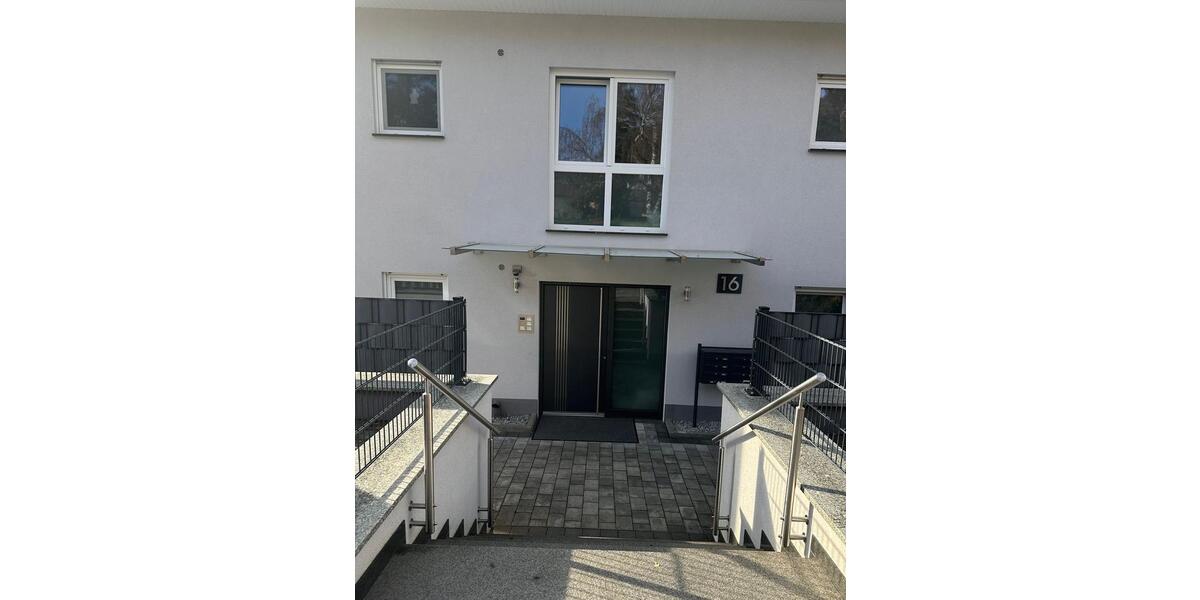 Dachgeschoßwohnung Klingenberg am Main - 2 Zimmer, 67 m&sup2;, 700&euro; | Angebot:26035495