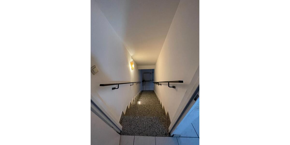 Mehrfamilienhaus, Wohnhaus Gründau - 6 Zimmer, 195 m&sup2;, 450.000&euro; | Angebot:27084228