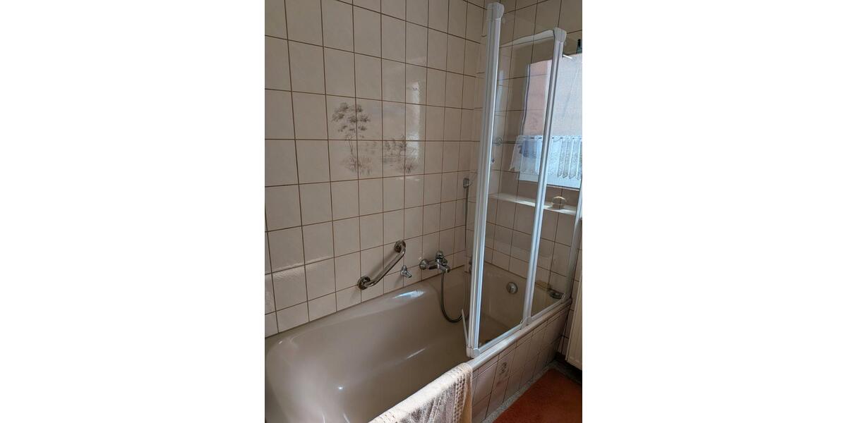 Erdgeschoßwohnung Babenhausen - 3 Zimmer, 90 m&sup2;, 850&euro; | Angebot:26234354