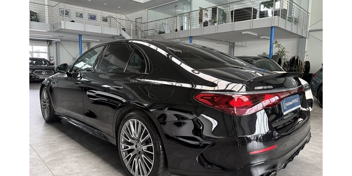 Mercedes-Benz E 53 AMG Hybrid 4M+ DYNIAMIC+ DRIVERS PACK-NIGHT 33.230 km 79.989 &euro; Groß-Umstadt 64823