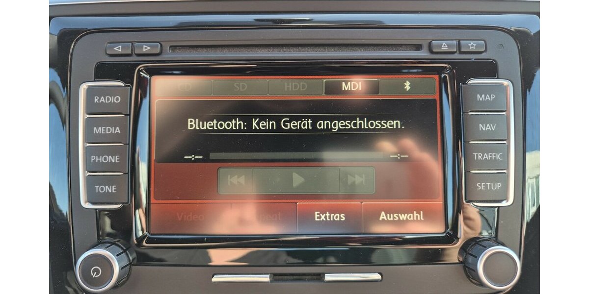 VW Beetle Sport Fender Soundsystem, Bi-Xenon, Navigat 68.122 km 16.890 &euro; Rodgau 63110