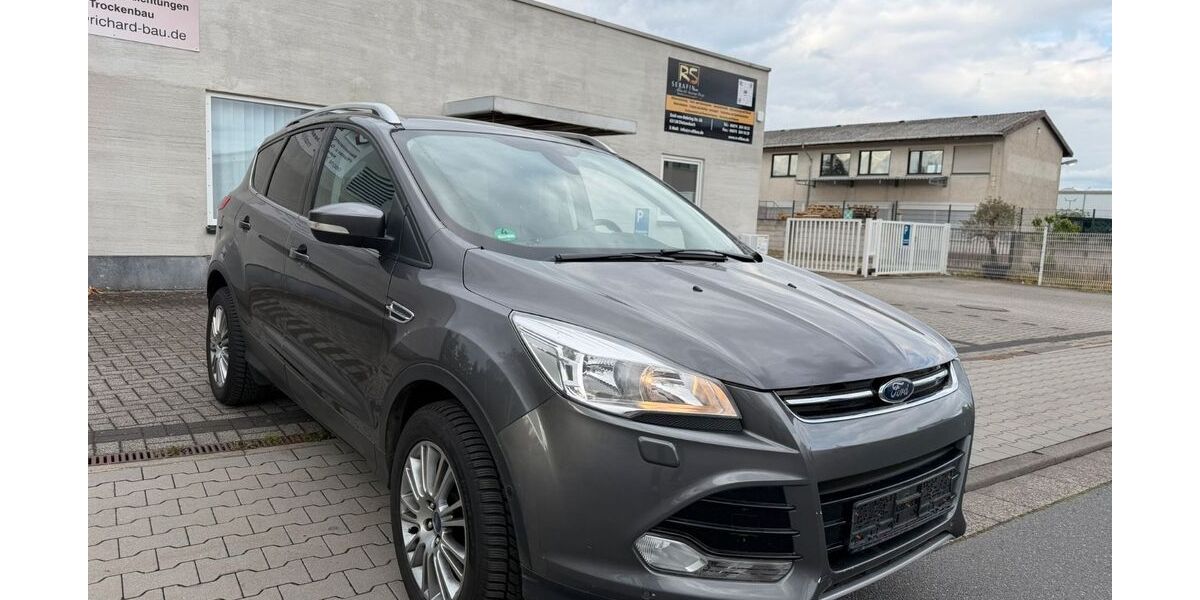 Ford Kuga 144.000 km 6.899 &euro; Dietzenbach 63128