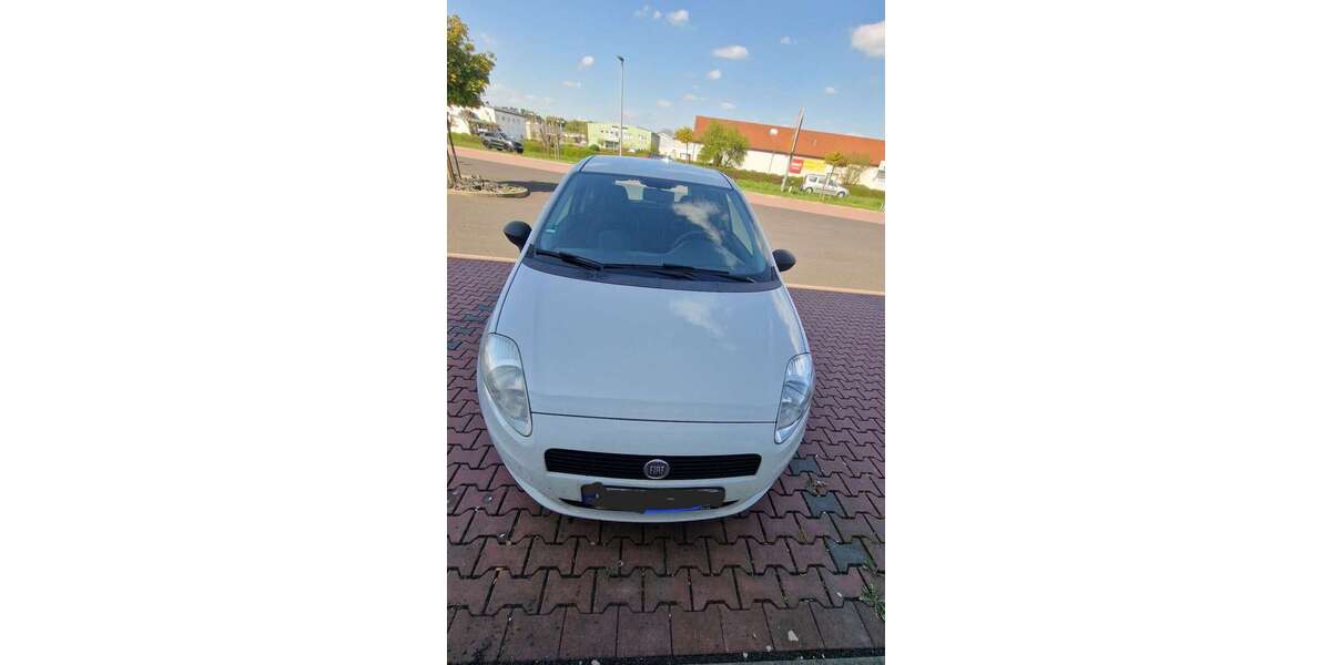 Fiat Grande Punto 135.500 km 2.500 &euro; Langendiebach (Erlensee) 63526