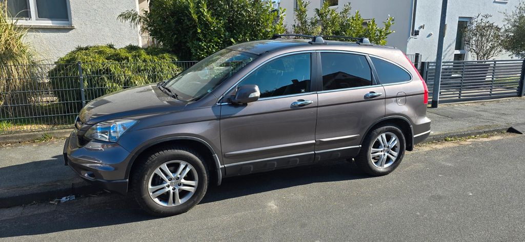 Honda CR-V 97.000 km 10.900 &euro; Rödermark 63322