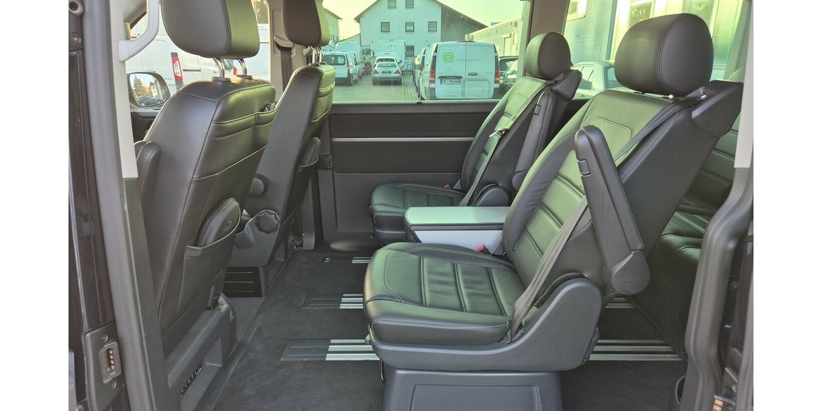 VW T6.1 Multivan Generation Six FWD Leder, Standheizu 61.822 km 47.890 &euro; Rodgau 63110