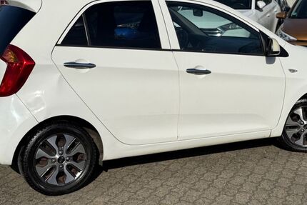 Kia Picanto 163.514 km 3.899 &euro; Hanau 63452