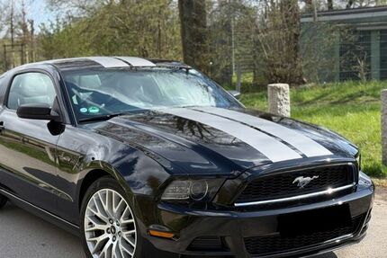 Ford Mustang 159.000 km 14.500 &euro; Heusenstamm 63150