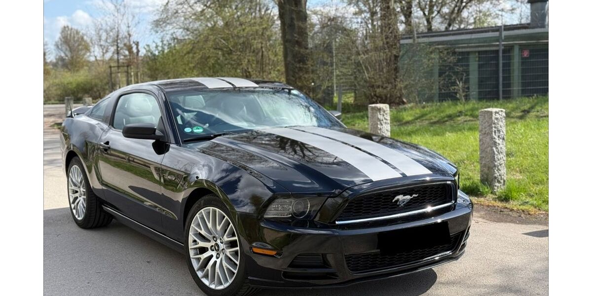 Ford Mustang 159.000 km 14.500 &euro; Heusenstamm 63150