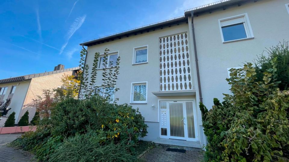 Dachgeschoßwohnung Goldbach - 4.5 Zimmer, 126 m&sup2;, 1.500&euro; | Angebot:26648221