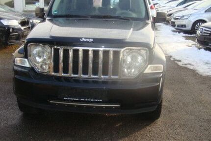 Jeep Cherokee 225.000 km 4.000 &euro; Erlensee 63526