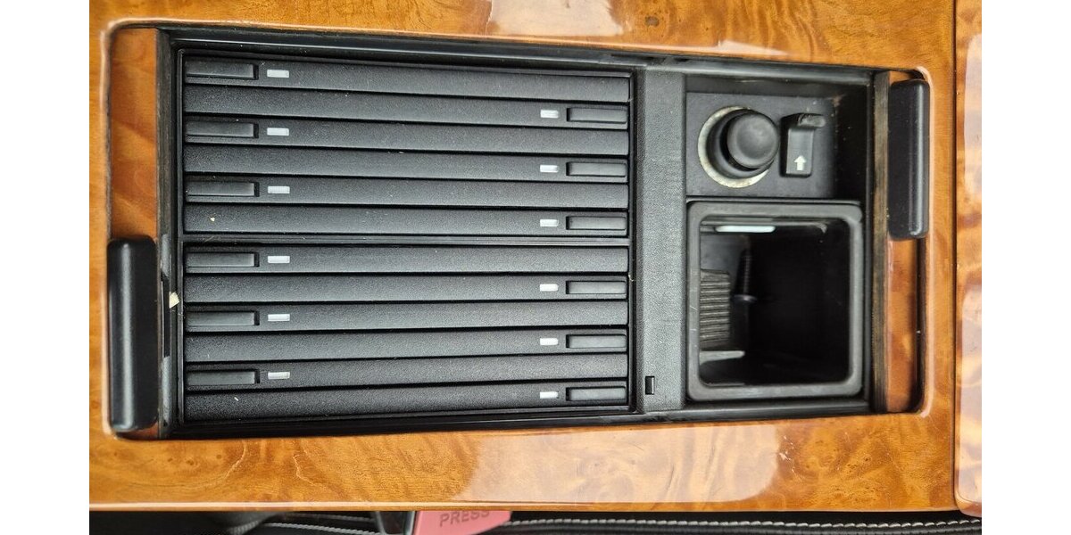 Mercedes-Benz SL 320 Final Edition aus 1.ter. Hand 202.000 km 25.890 &euro; Rodgau 63110