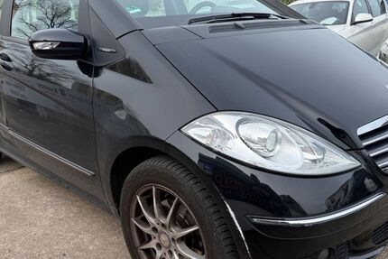 Mercedes-Benz A 180 109.000 km 2.990 &euro; Mainaschaff 63814
