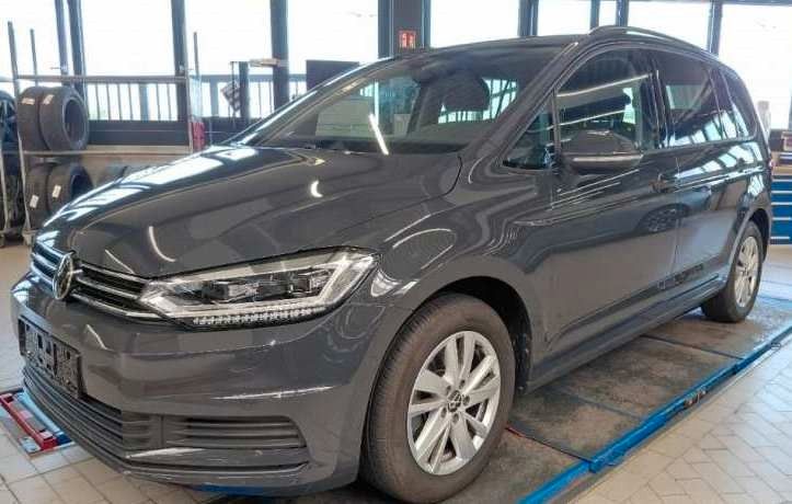 VW Touran 17.250 km 31.900 &euro; Gelnhausen - Roth 63571