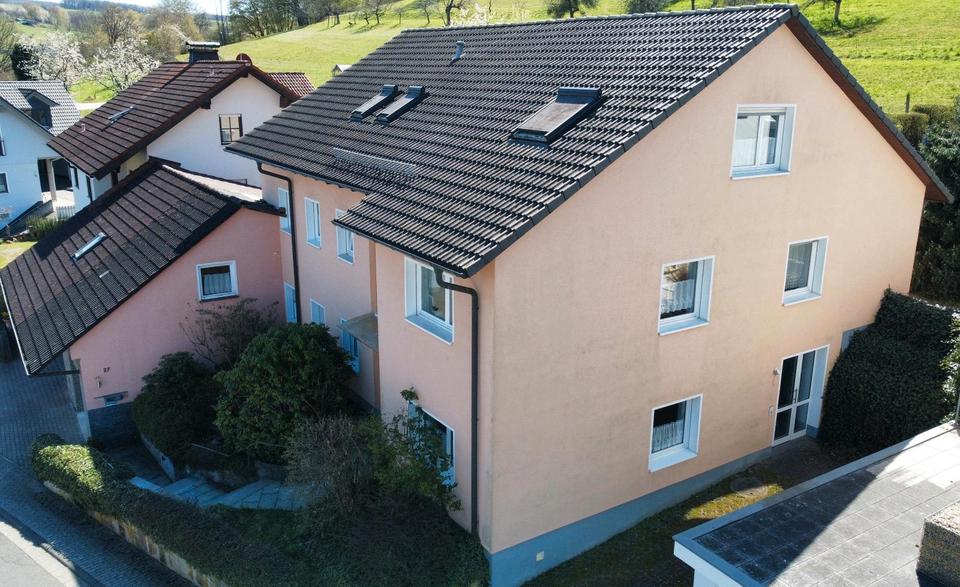 Einfamilienhaus Leidersbach - 9 Zimmer, 245 m&sup2;, 525.000&euro; | Angebot:26153287