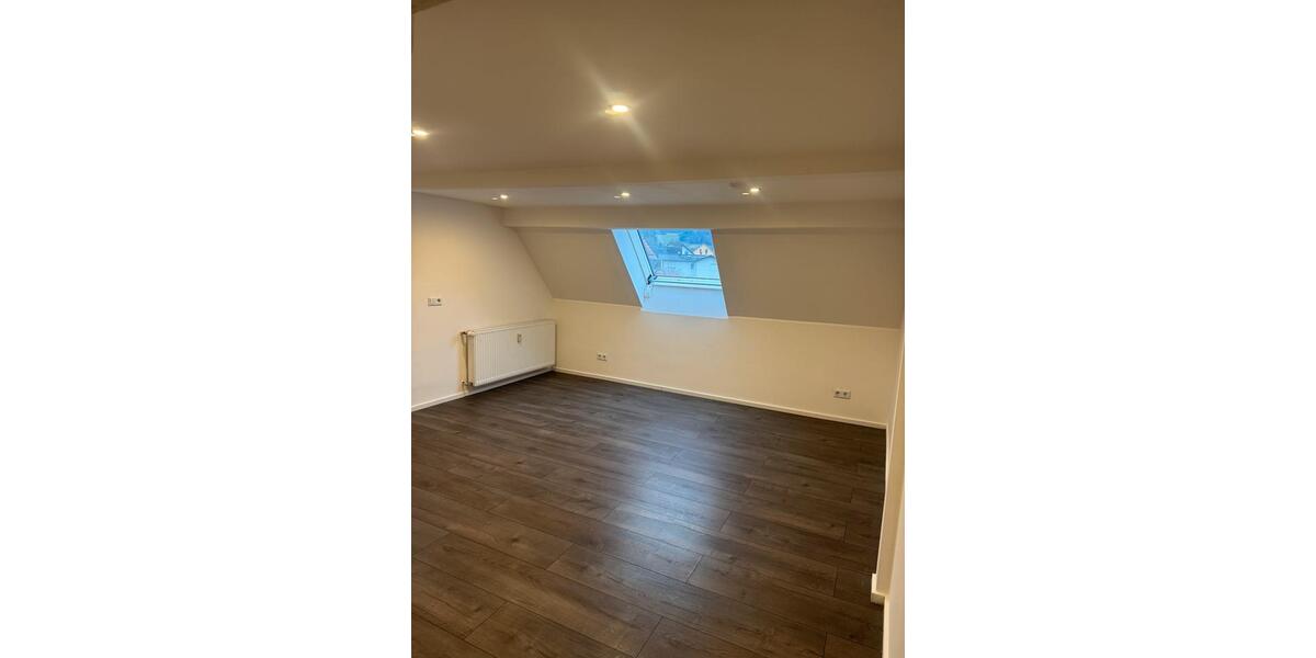 Einfamilienhaus Biebergemünd - 4 Zimmer, 130 m&sup2;, 900&euro; | Angebot:25791227