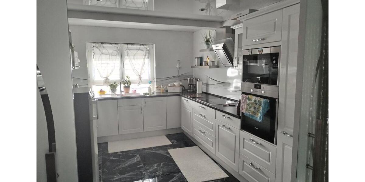 Einfamilienhaus Münster (Hessen) - 7 Zimmer, 260 m&sup2;, 480.000&euro; | Angebot:26312502