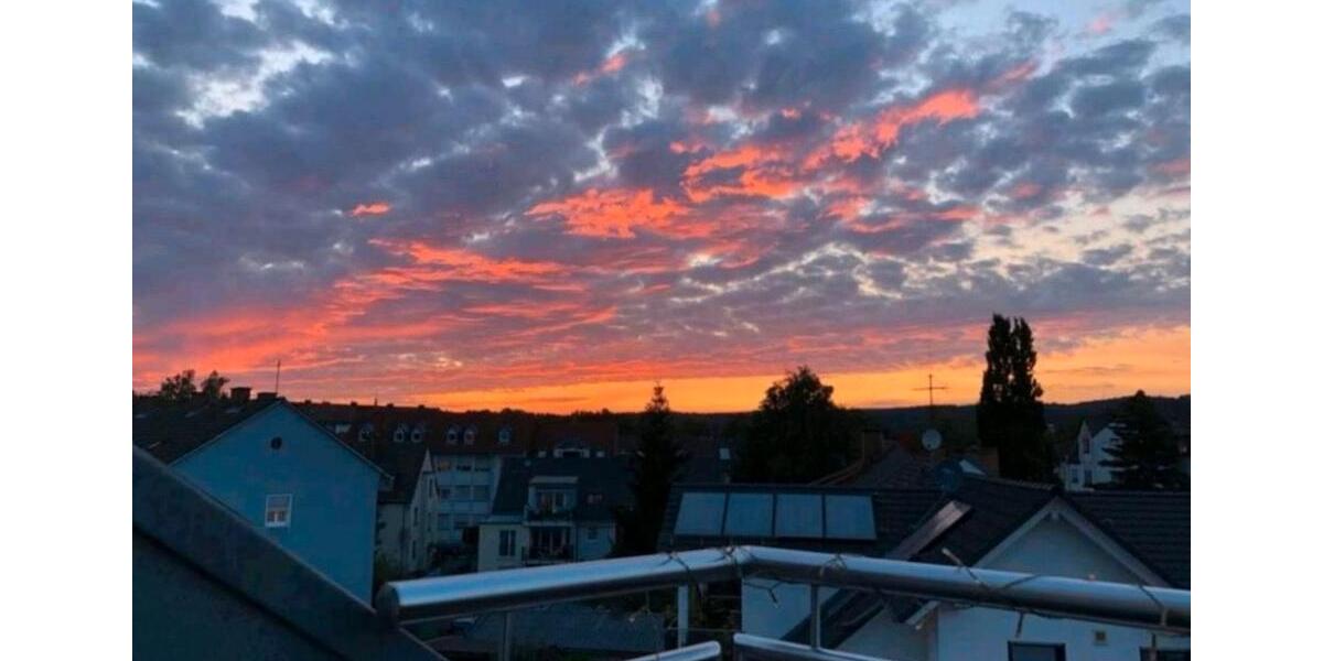 Dachgeschoßwohnung Aschaffenburg Damm - 2 Zimmer, 77 m&sup2;, 399.000&euro; | Angebot:27093210