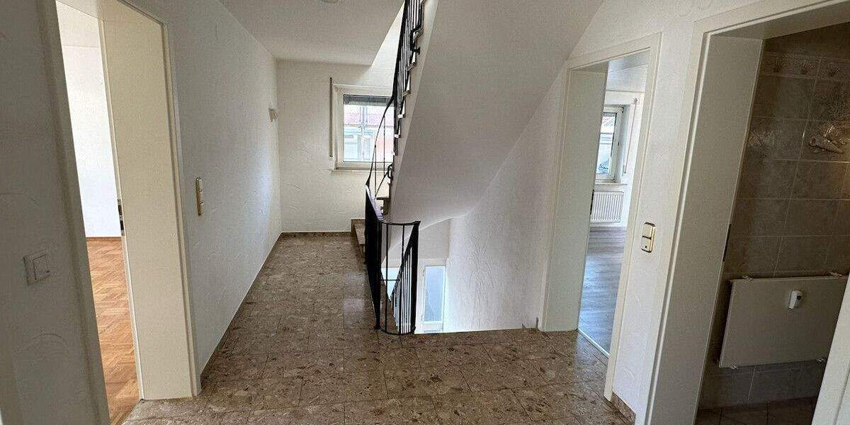 Mehrfamilienhaus, Wohnhaus Mömlingen - 8 Zimmer, 237 m&sup2;, 398.000&euro; | Angebot:25779344