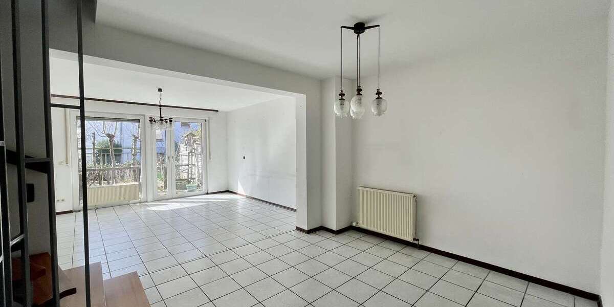 Einfamilienhaus Langenselbold - 5 Zimmer, 135 m&sup2;, 410.000&euro; | Angebot:25642919