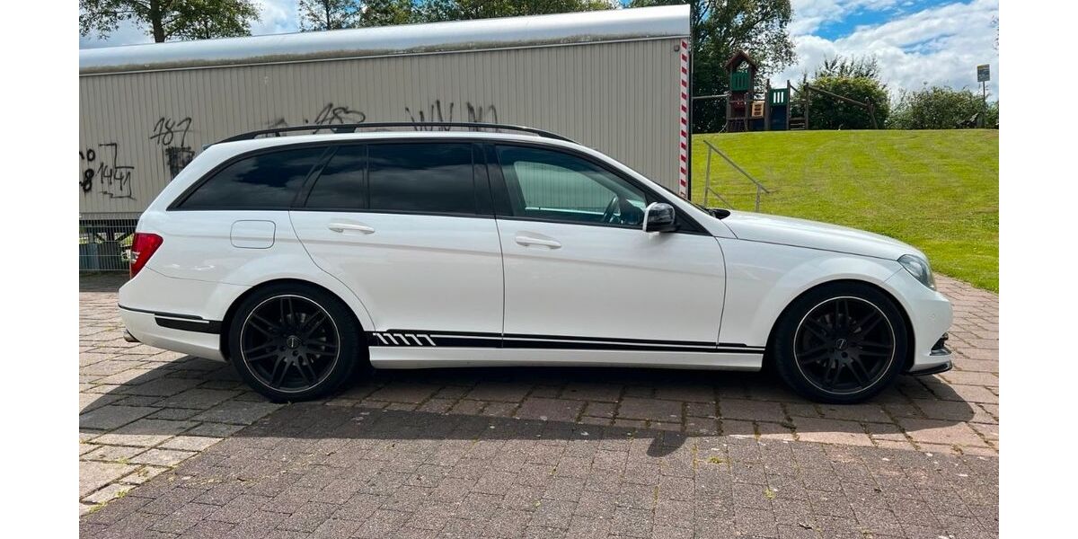 Mercedes-Benz C 180 178.000 km 8.999 &euro; Babenhausen 64832