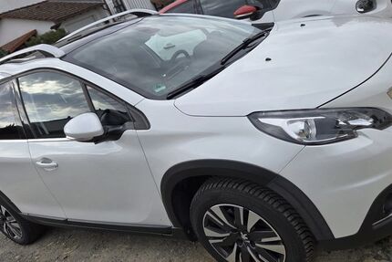 Peugeot 2008 86.000 km 9.500 &euro; Brensbach 64395