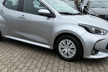 Toyota Yaris 149.045 km 11.999 &euro; Hanau 63452
