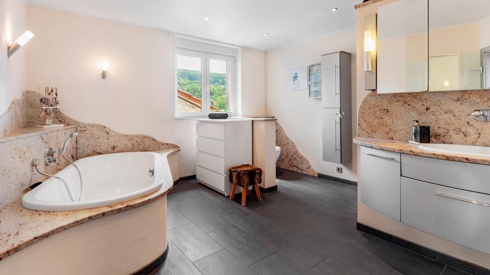 Einfamilienhaus Waldaschaff - 6 Zimmer, 174 m&sup2;, 499.000&euro; | Angebot:24827733