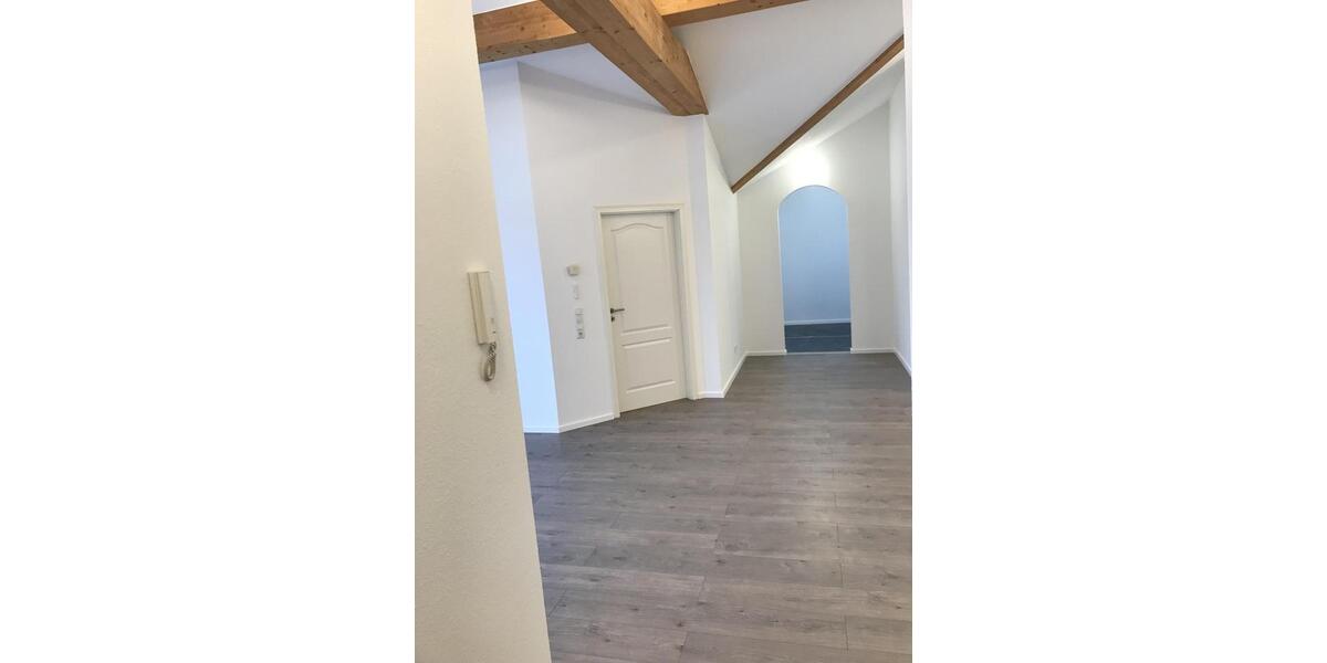 Etagenwohnung Groß-Bieberau Bieberau - 3 Zimmer, 90 m&sup2;, 965&euro; | Angebot:26236402