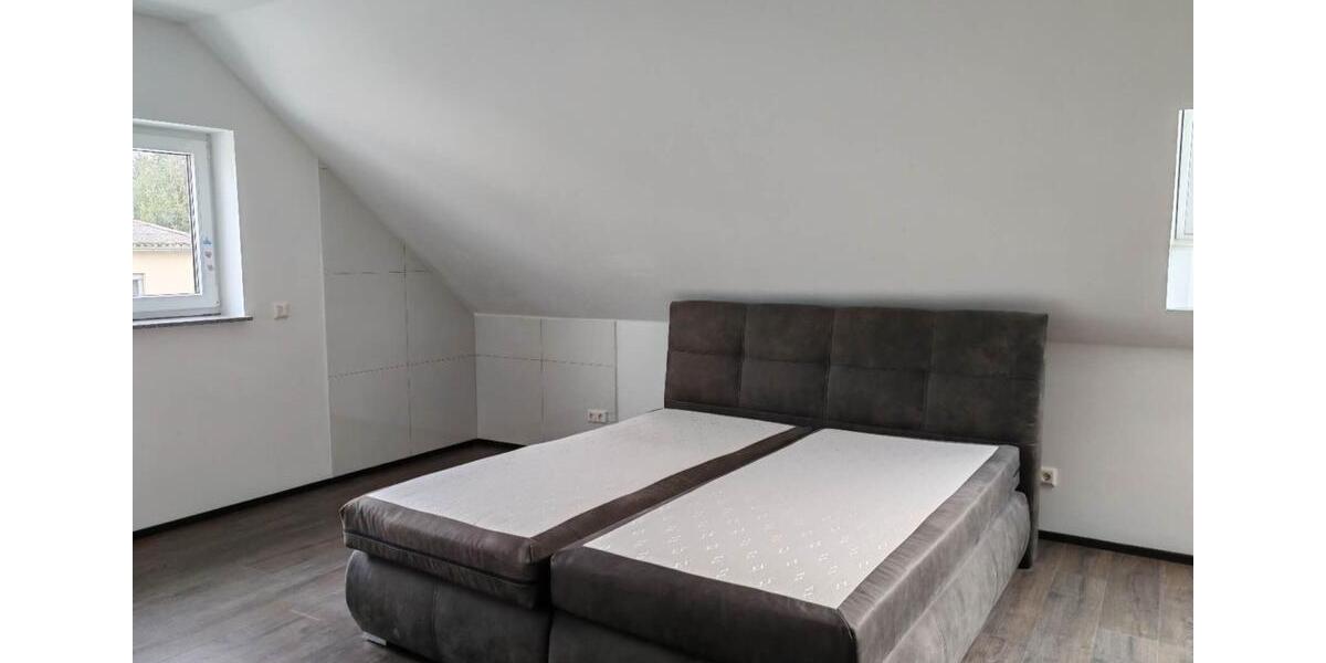 Etagenwohnung Münster (Hessen) - 5 Zimmer, 146 m&sup2;, 2.000&euro; | Angebot:26660233