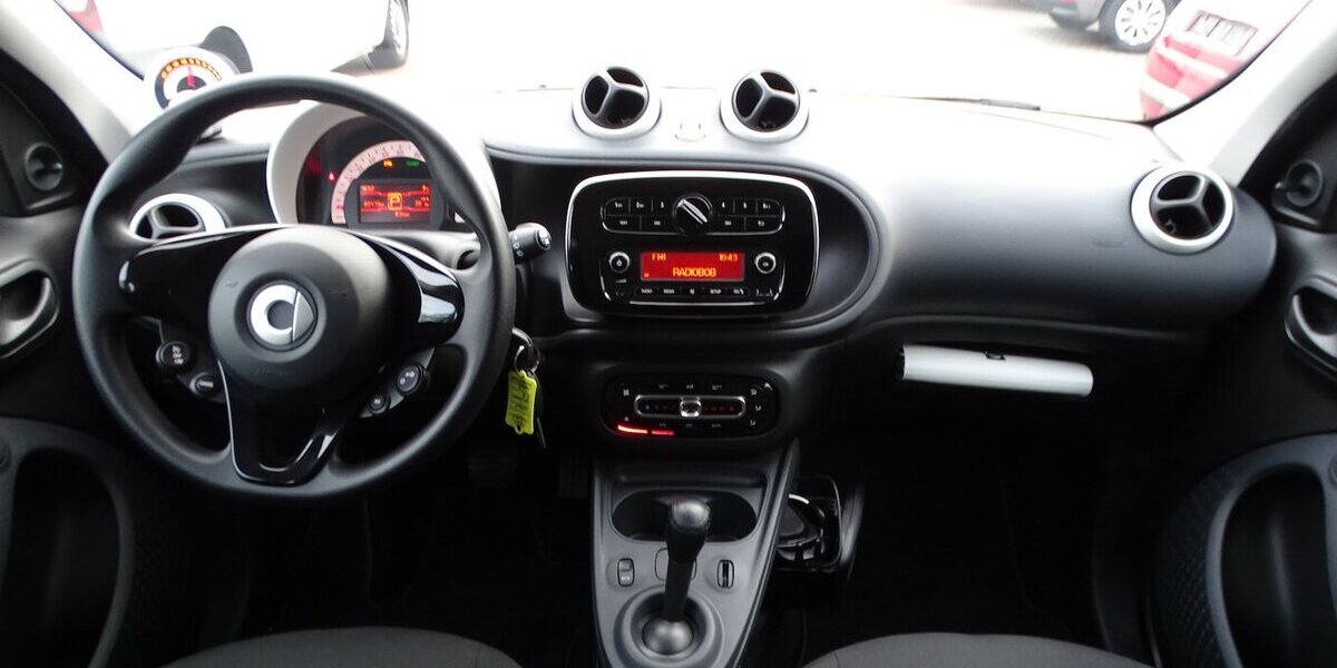 Smart ForFour electric drive EQ Klima, Tempomat, Sitzhei 80.600 km 6.890 &euro; Rodgau 63110