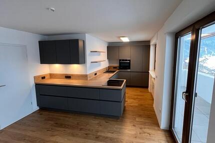 Wohnung Freudenberg - 3 Zimmer, 90 m&sup2;, 950&euro; | Angebot:24745349