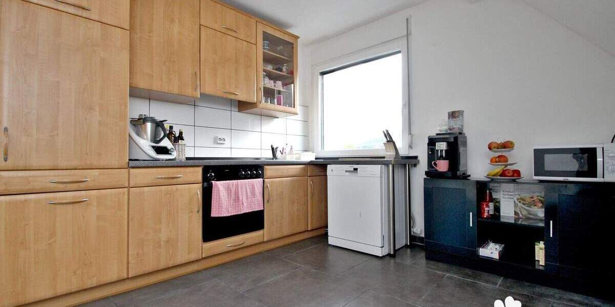 Mehrfamilienhaus, Wohnhaus Laufach - 8 Zimmer, 196 m&sup2;, 499.000&euro; | Angebot:25693753