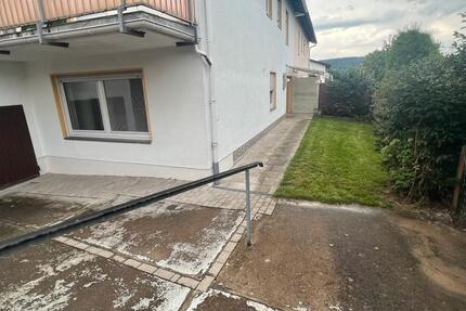 Wohnung Bad König - 3 Zimmer, 80 m&sup2;, 1.150&euro; | Angebot:25977157