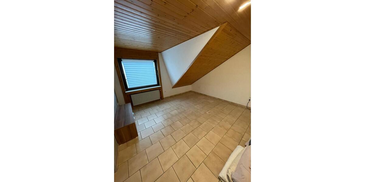 Dachgeschoßwohnung Mainhausen - 3.5 Zimmer, 106 m&sup2;, 1.120&euro; | Angebot:26311657