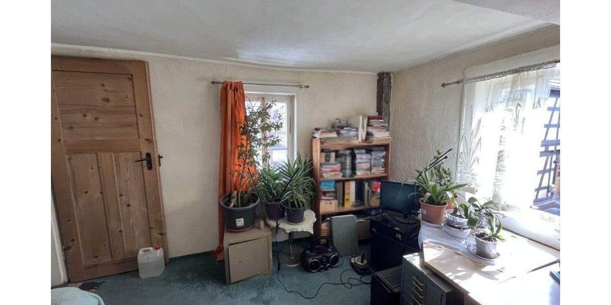 Einfamilienhaus Breuberg / Neustadt Neustadt - 6 Zimmer, 111 m&sup2;, 175.000&euro; | Angebot:25816034