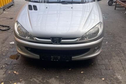 Peugeot 206 230.000 km 790 &euro; Dietzenbach 63128