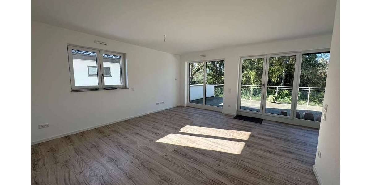 Etagenwohnung Hanau - 3 Zimmer, 92 m&sup2;, 1.400&euro; | Angebot:25540194