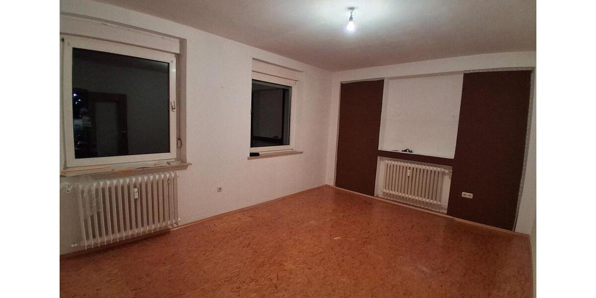 Etagenwohnung Sulzbach am Main - 6 Zimmer, 106 m&sup2;, 900&euro; | Angebot:25336001