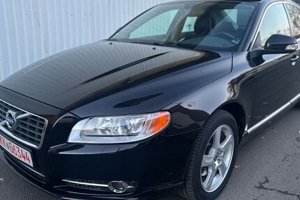 Volvo S80 259.700 km 7.600 &euro; Biebergemünd 63599