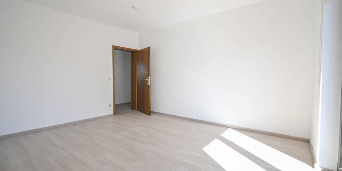 Etagenwohnung Großostheim - 4 Zimmer, 108 m&sup2;, 1.100&euro; | Angebot:26345554